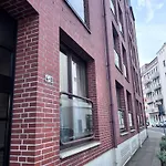 Aparthotel An Der Schlachte-Bremen City-Boxspringbett -Free Parking