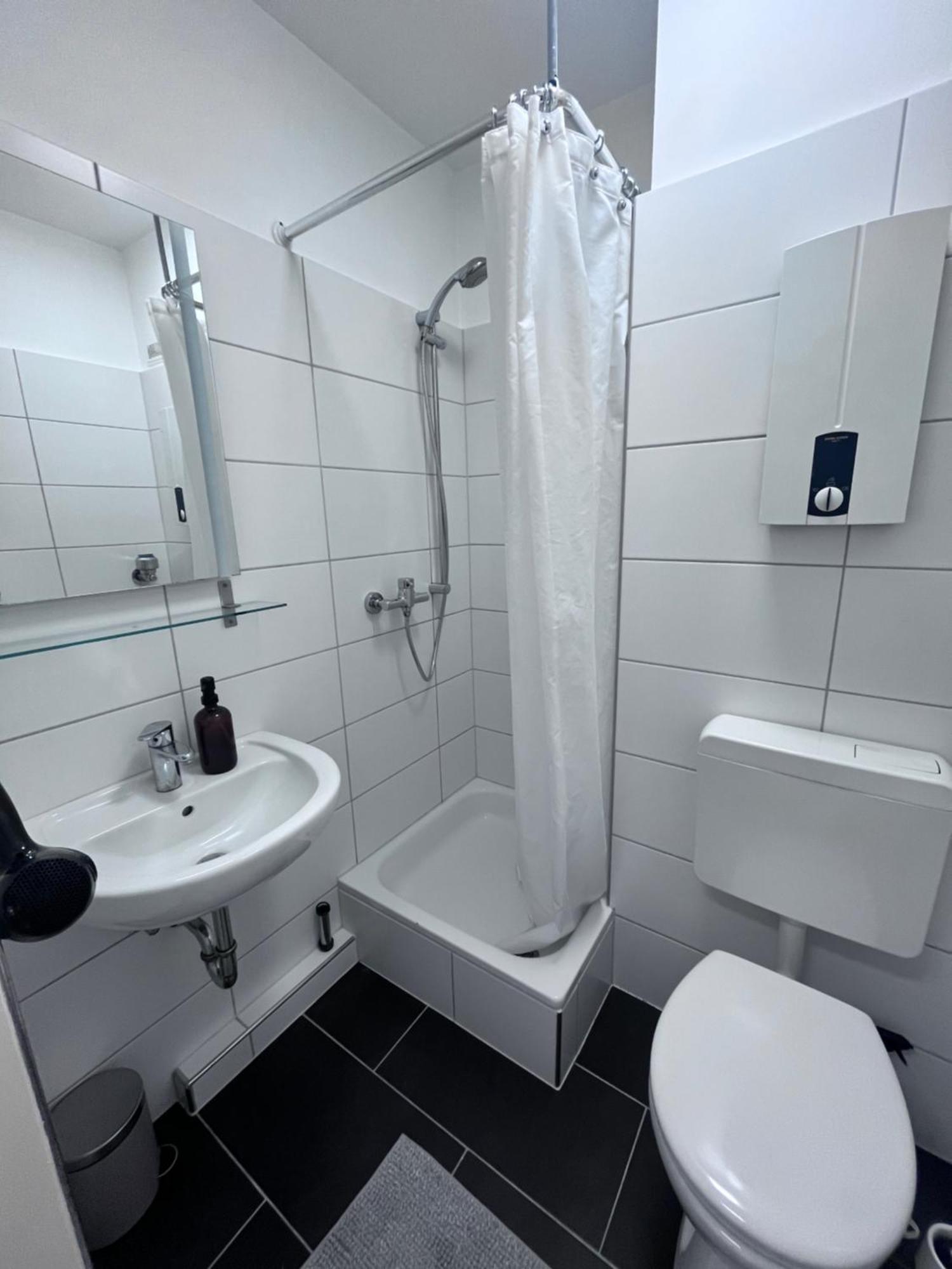 Appartamento An Der Schlachte-bremen City-boxspringbett -free Parking